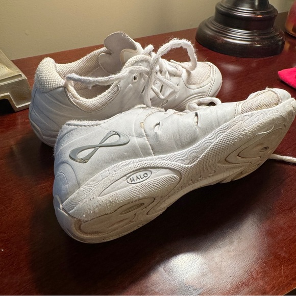 Nfinity HALO Defiance sz 5 cheerleading cheer competition white - Picture 6 of 6